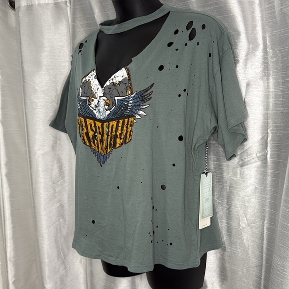 Iris Women’s 3X NWOT Distressed Graphic FREE LOVE Eagle Short Sleeve T Shirt - Picture 2 of 8
